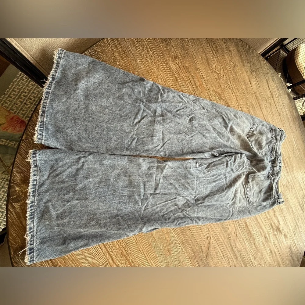 Pistola Blue Denim wide leg distressed Jeans 31